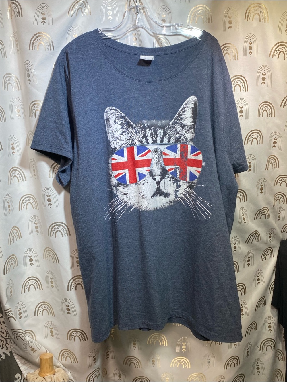 Graphic Cat Tee with Union Jack Sunglasses - Blue